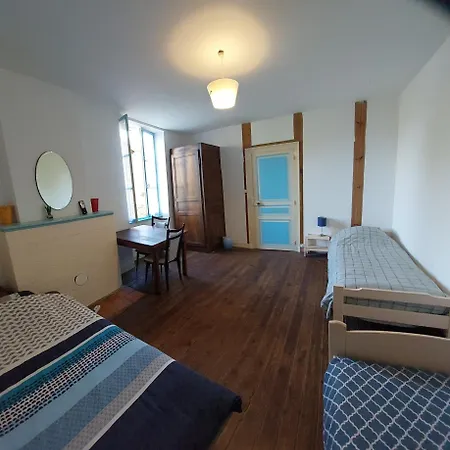 La Poste Casa de Férias Saulgond